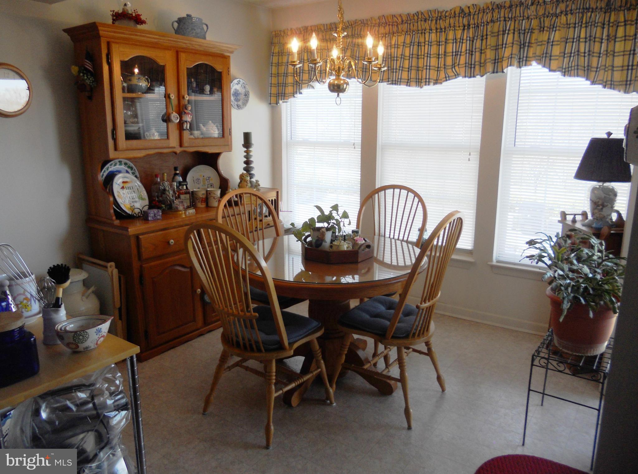 4527 Aspen Mill Road, Unit 4527 Baltimore, MD 21236 - Photo 9 of 22 Breakfast Room