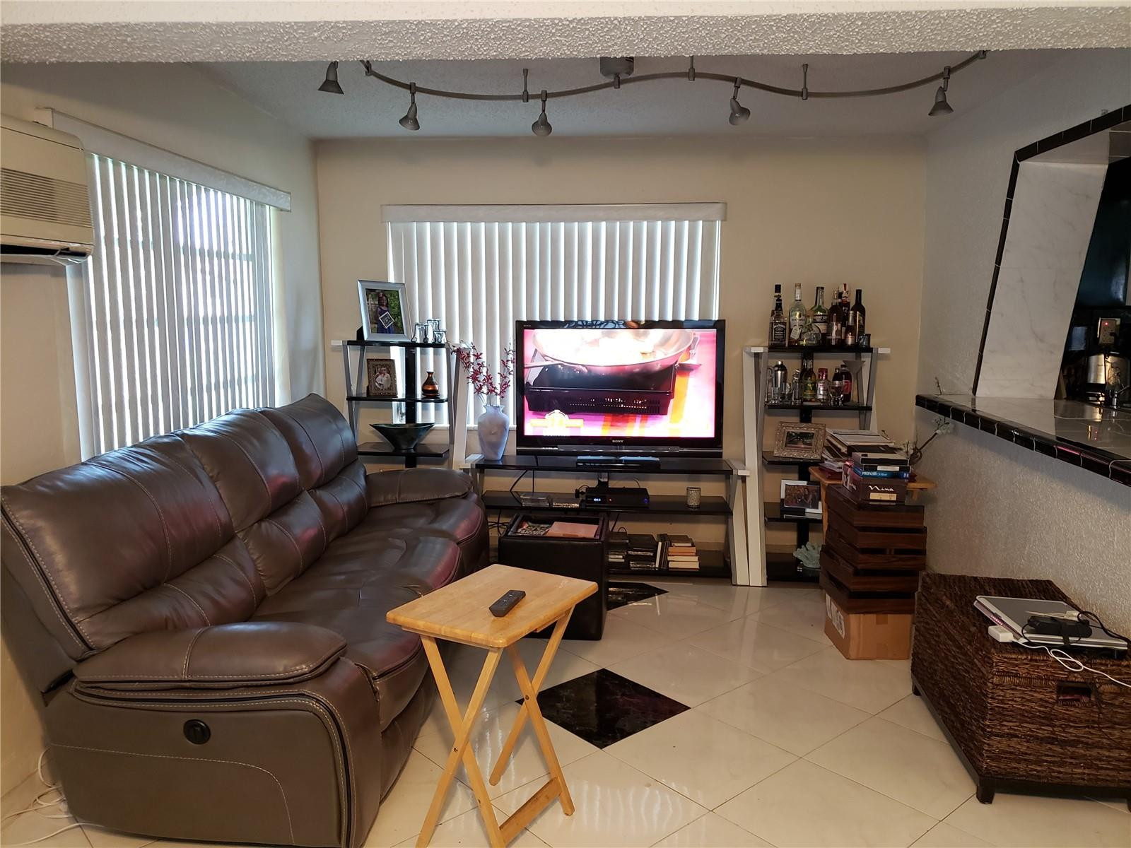 1318 North 31st Road Hollywood, FL 33021 - Photo 14 of 23 Photo 14