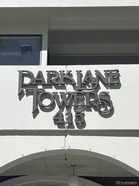 a close view of sink