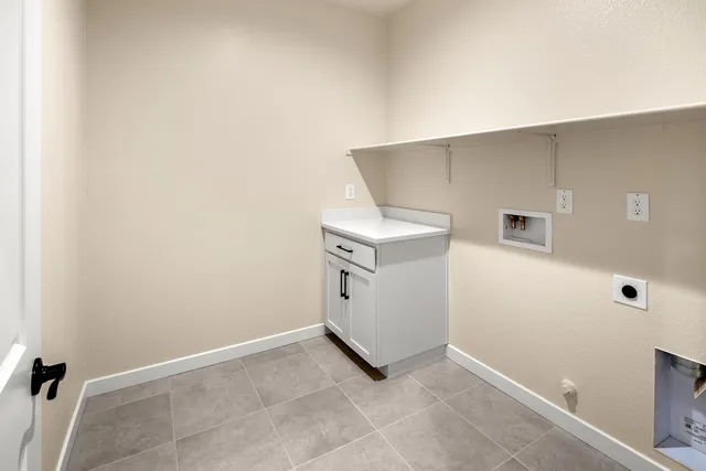 $740,749 | 4155 Aura Way, Rancho Cordova, CA 95742