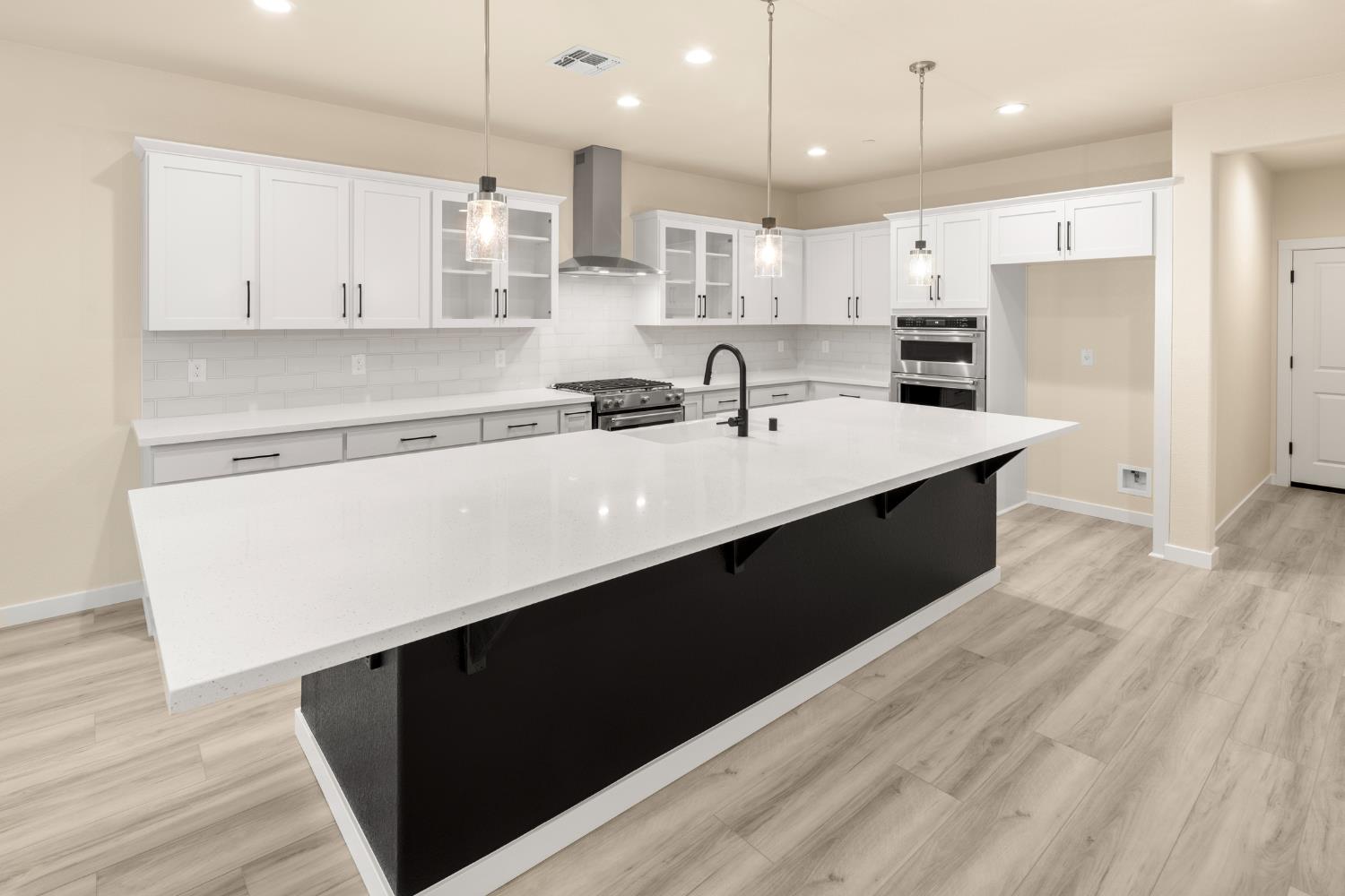 4155 Aura Way Rancho Cordova, CA 95742 - Photo 10 of 41