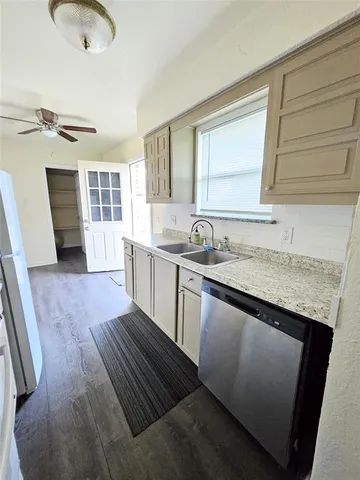 $1,700 | 3908 William Street, Sachse, TX 75048