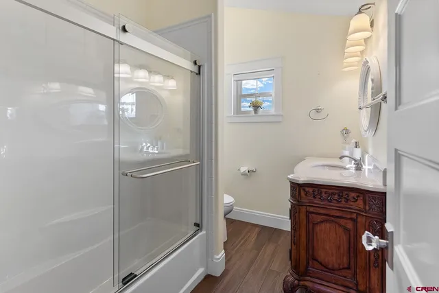 a view of livingroom with furniture and wooden floor