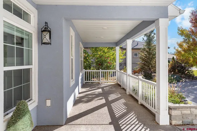 a front view of house with yard