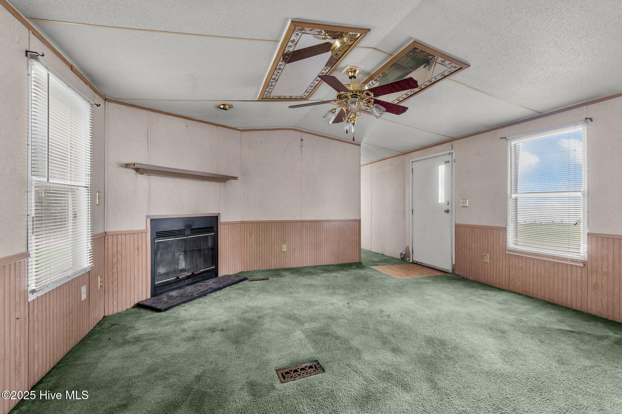 148 Rhodes Drive Columbia, NC 27925 - Photo 18 of 39 31-web-or-mls-WCR07193
