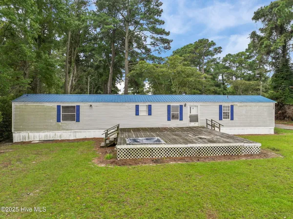$127,500 | 148 Rhodes Drive, Columbia, NC 27925