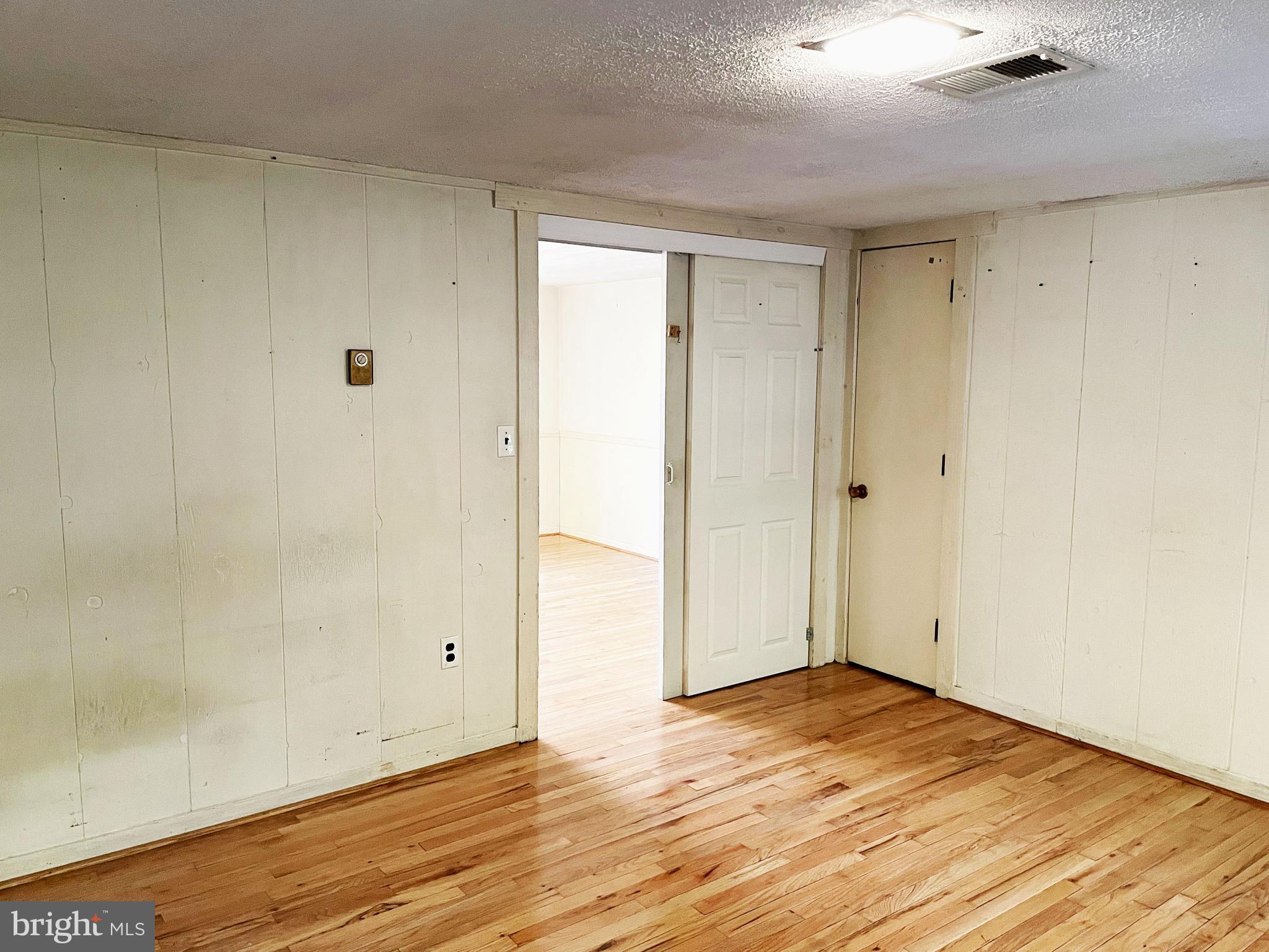 919 Pine Grove Road Bluemont, VA 20135 - Photo 16 of 31 Bedroom 3