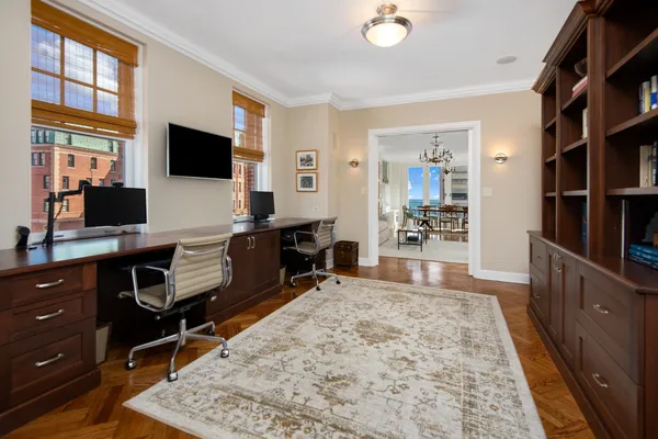$1,650,000 | 421 West Melrose Street, Unit 18BC, Chicago, IL 60657