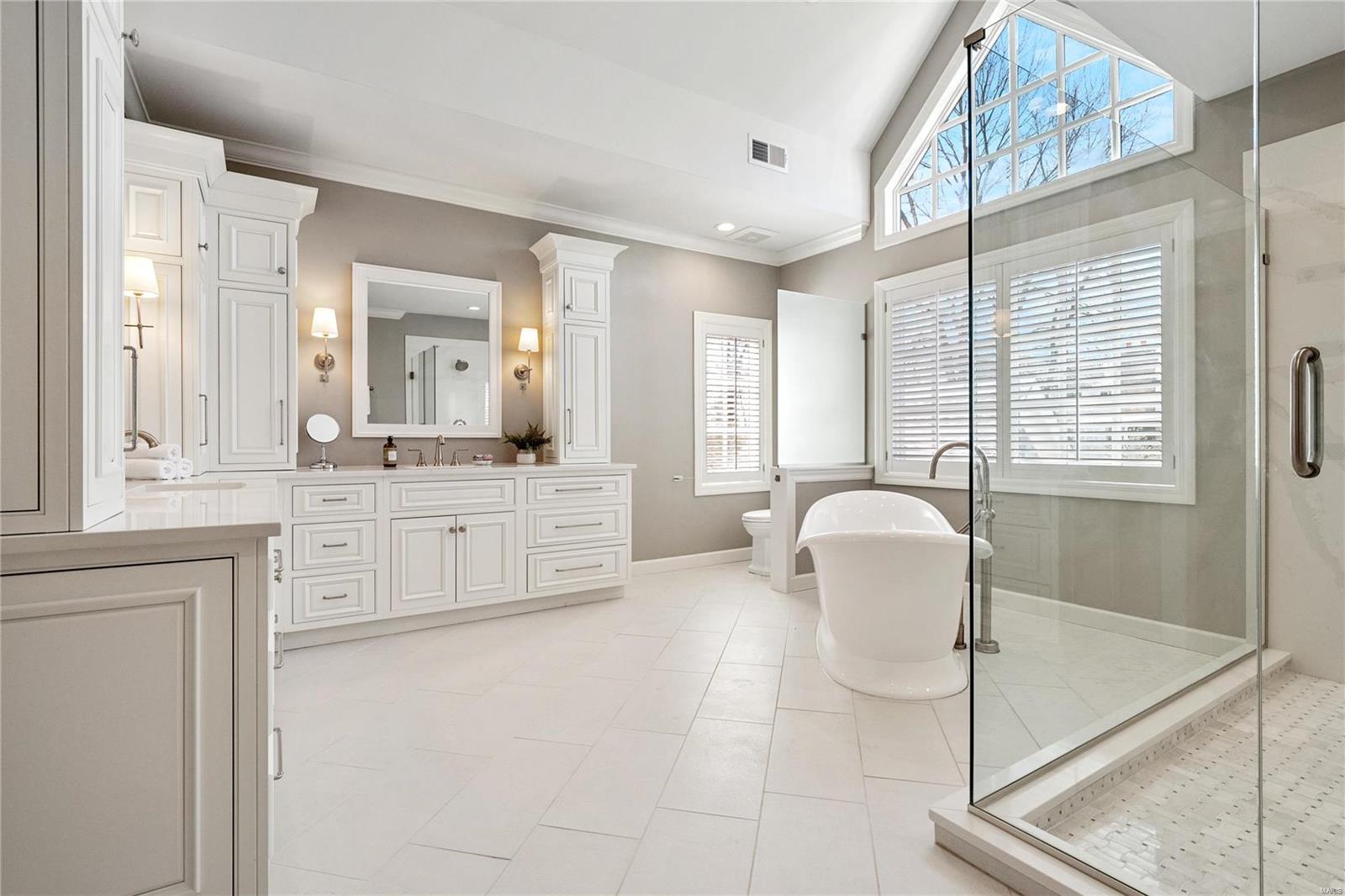 9719 Conway Road Ladue, MO 63124 - Photo 36 of 79 Gallery Image 36