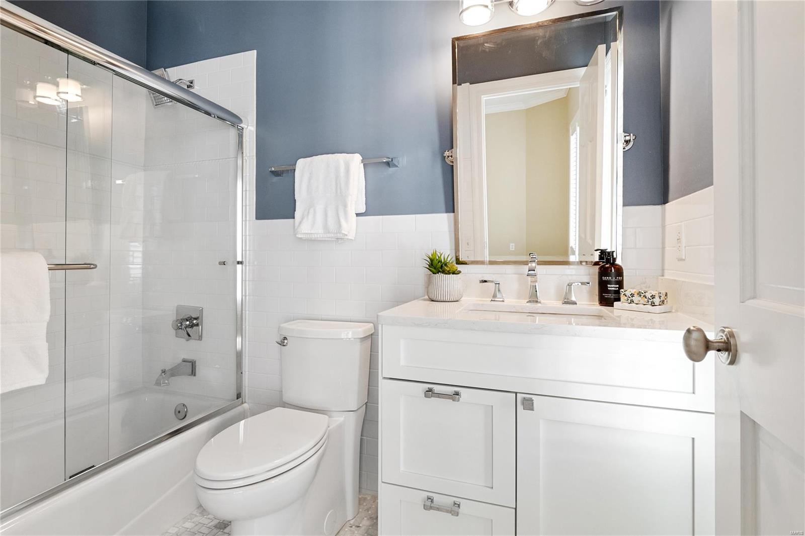 9719 Conway Road Ladue, MO 63124 - Photo 40 of 79 Gallery Image 40
