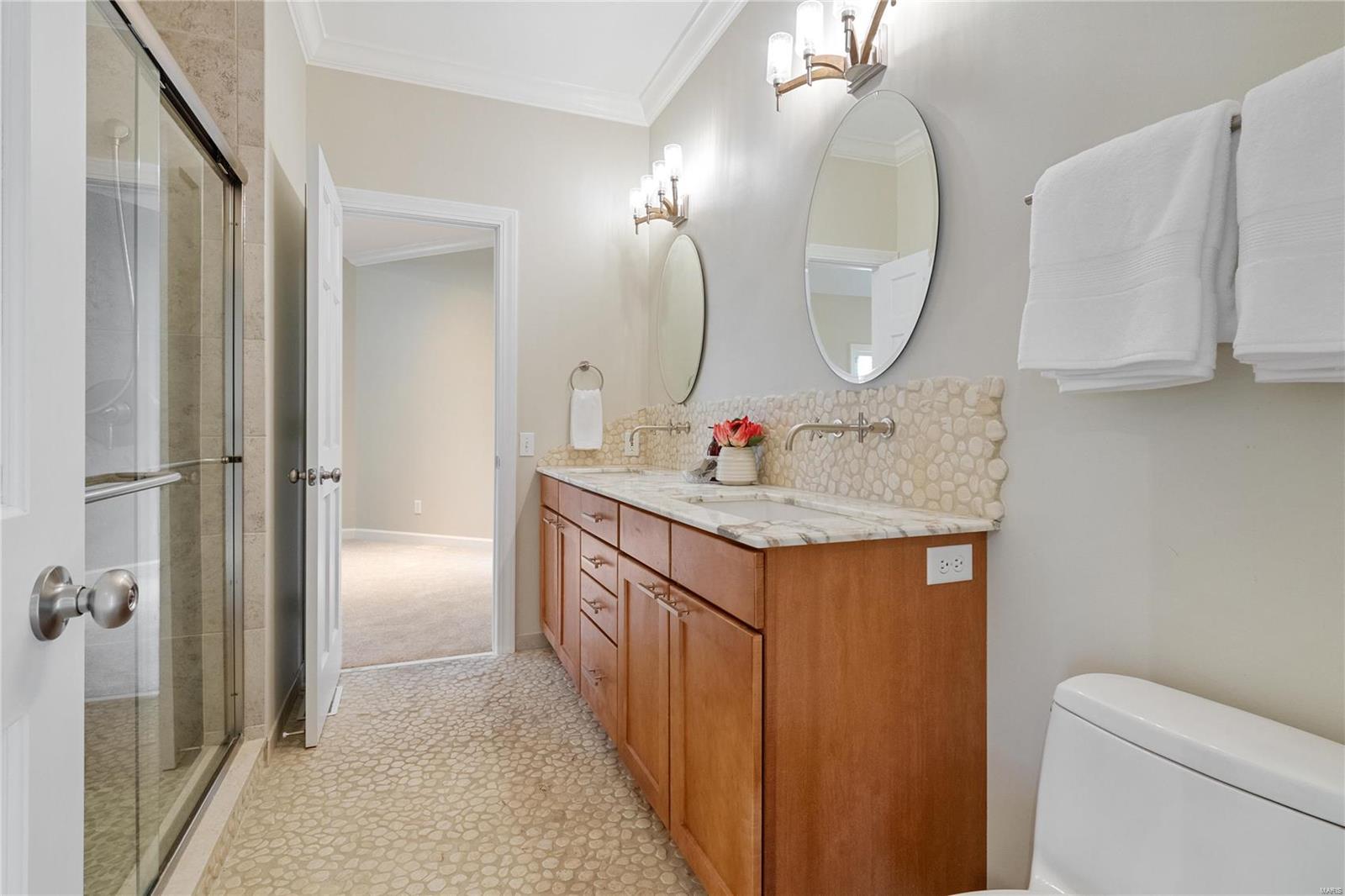 9719 Conway Road Ladue, MO 63124 - Photo 43 of 79 Gallery Image 43