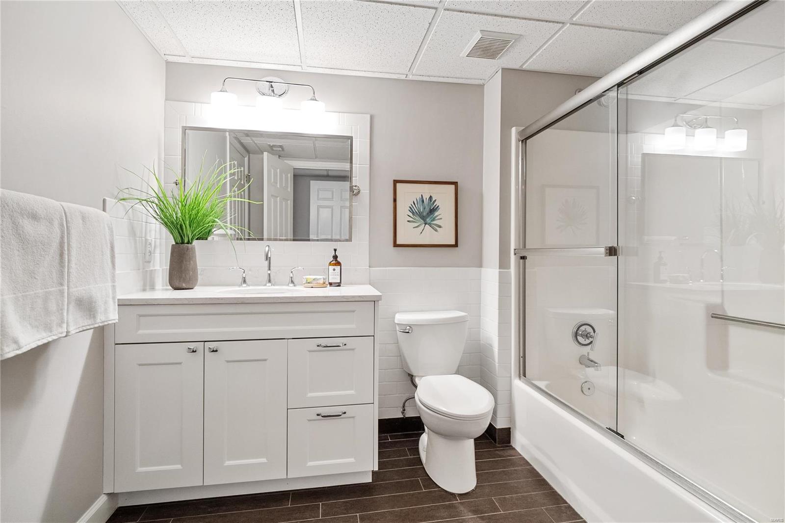 9719 Conway Road Ladue, MO 63124 - Photo 48 of 79 Gallery Image 48