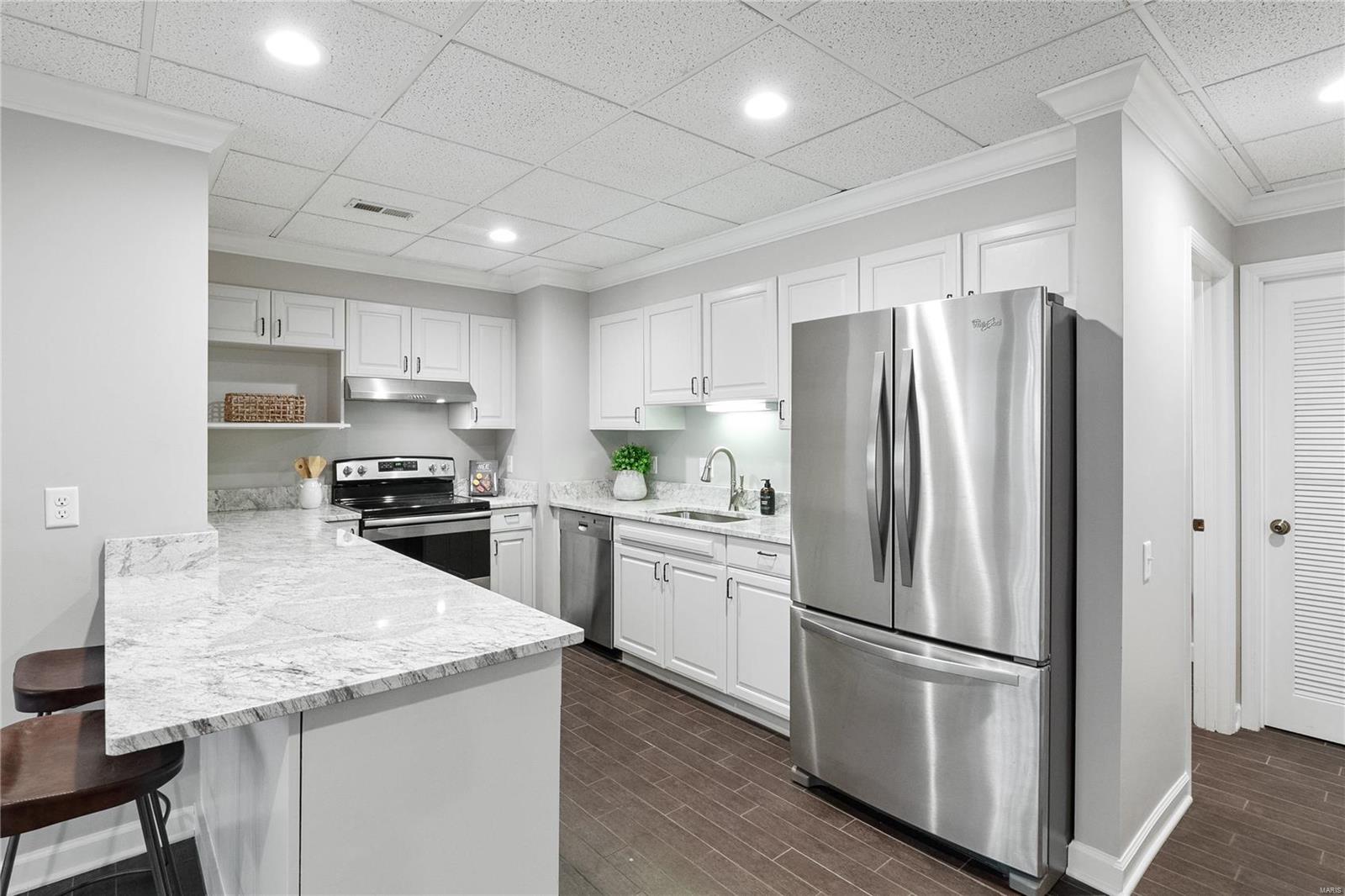 9719 Conway Road Ladue, MO 63124 - Photo 54 of 79 Gallery Image 54