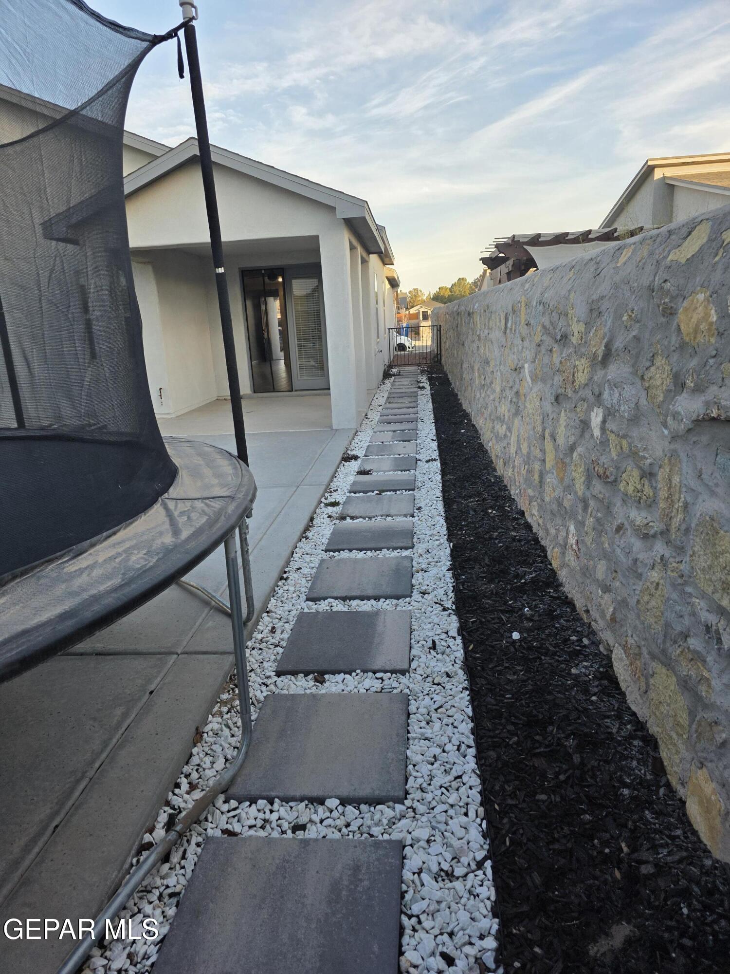 429 Soleil Road Socorro, TX 79927 - Photo 45 of 57 f77f9d2a-852f-4a02-924d-1ceae9f46ef3-1_a