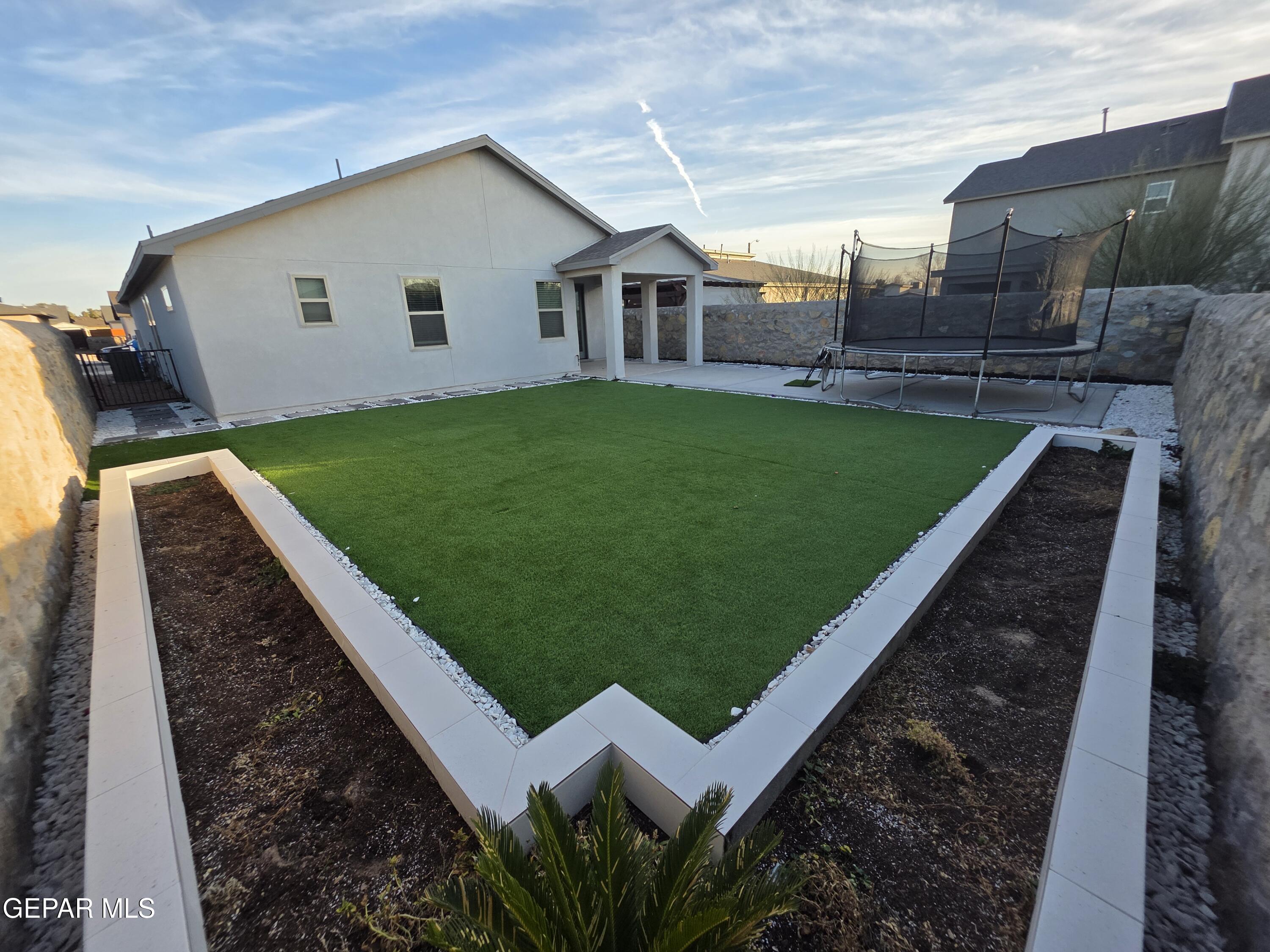 429 Soleil Road Socorro, TX 79927 - Photo 49 of 57 f77f9d2a-852f-4a02-924d-1ceae9f46ef3-1_a