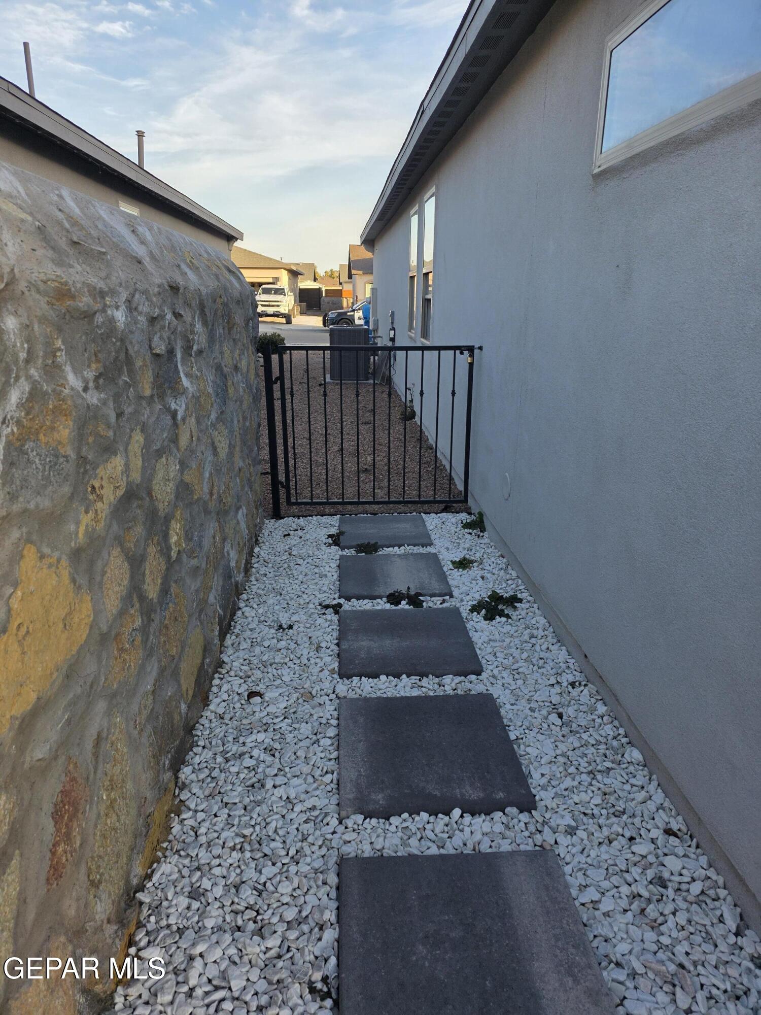 429 Soleil Road Socorro, TX 79927 - Photo 54 of 57 f77f9d2a-852f-4a02-924d-1ceae9f46ef3-1_a