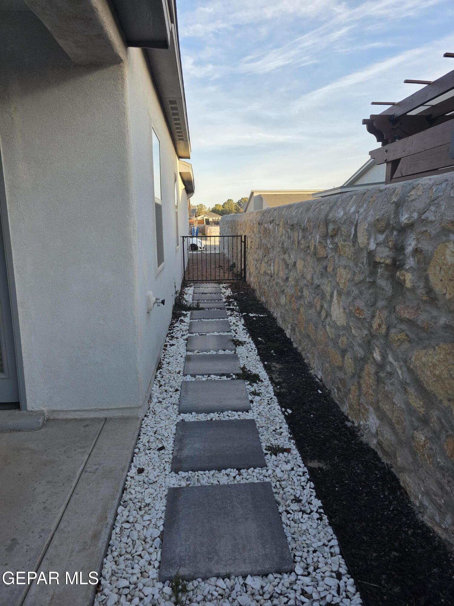 429 Soleil Road Socorro, TX 79927 - Photo 55 of 57 f77f9d2a-852f-4a02-924d-1ceae9f46ef3-1_a