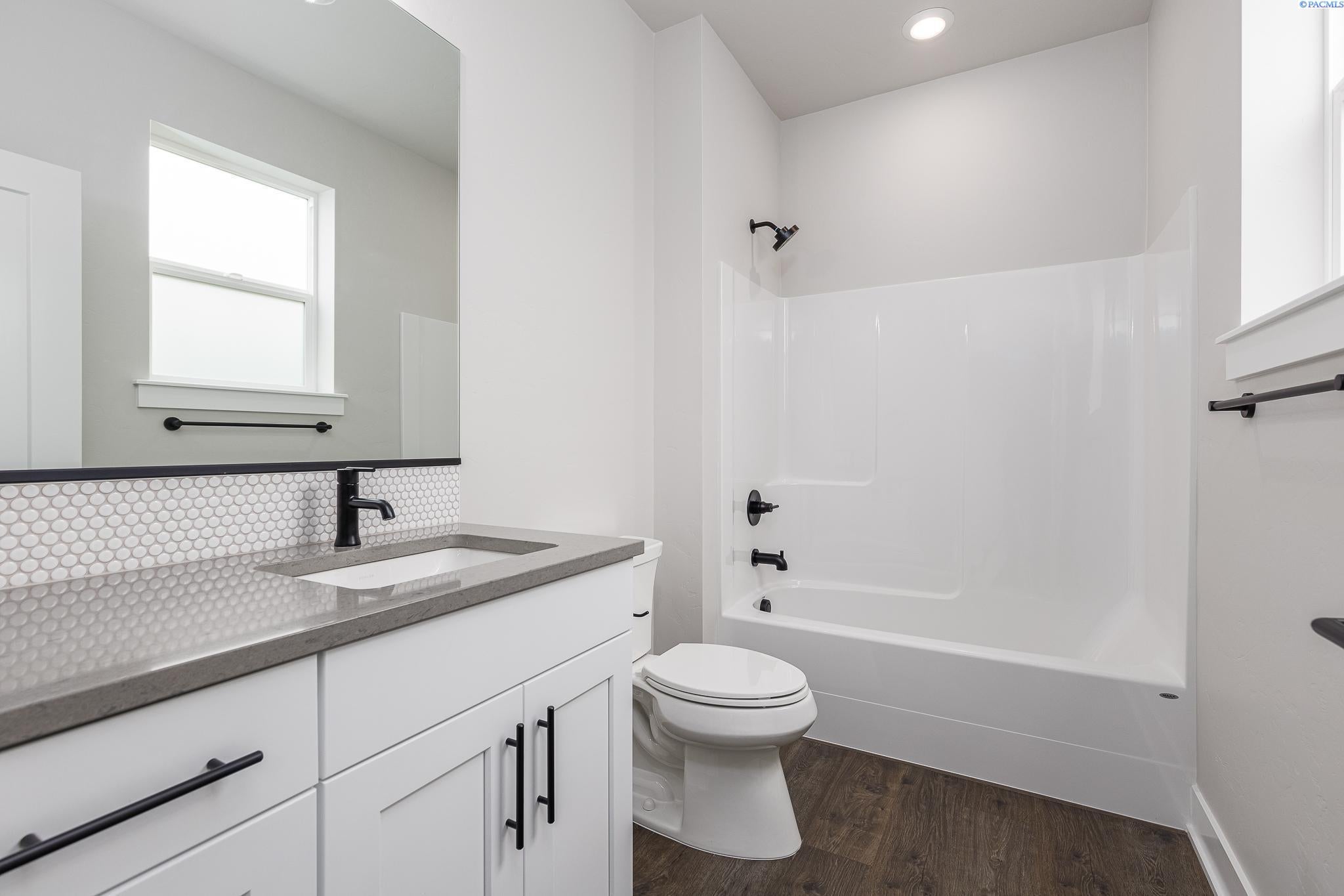 2720 Ketch Road Richland, WA 99354 - Photo 10 of 32 Gallery Image 10