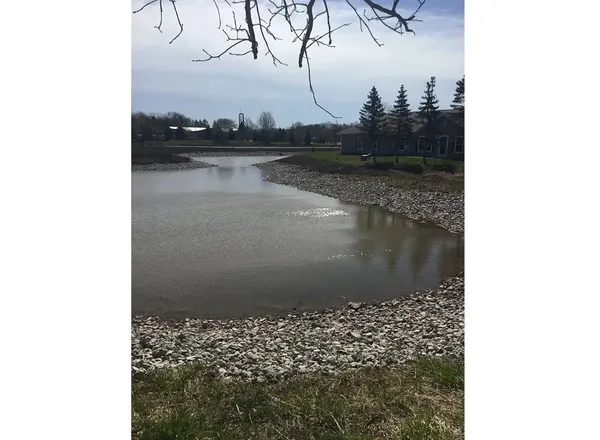 $1,175 | 334 Wallace Street, Unit 50, Combined Locks, WI 54113