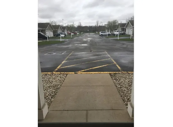 $1,175 | 334 Wallace Street, Unit 50, Combined Locks, WI 54113