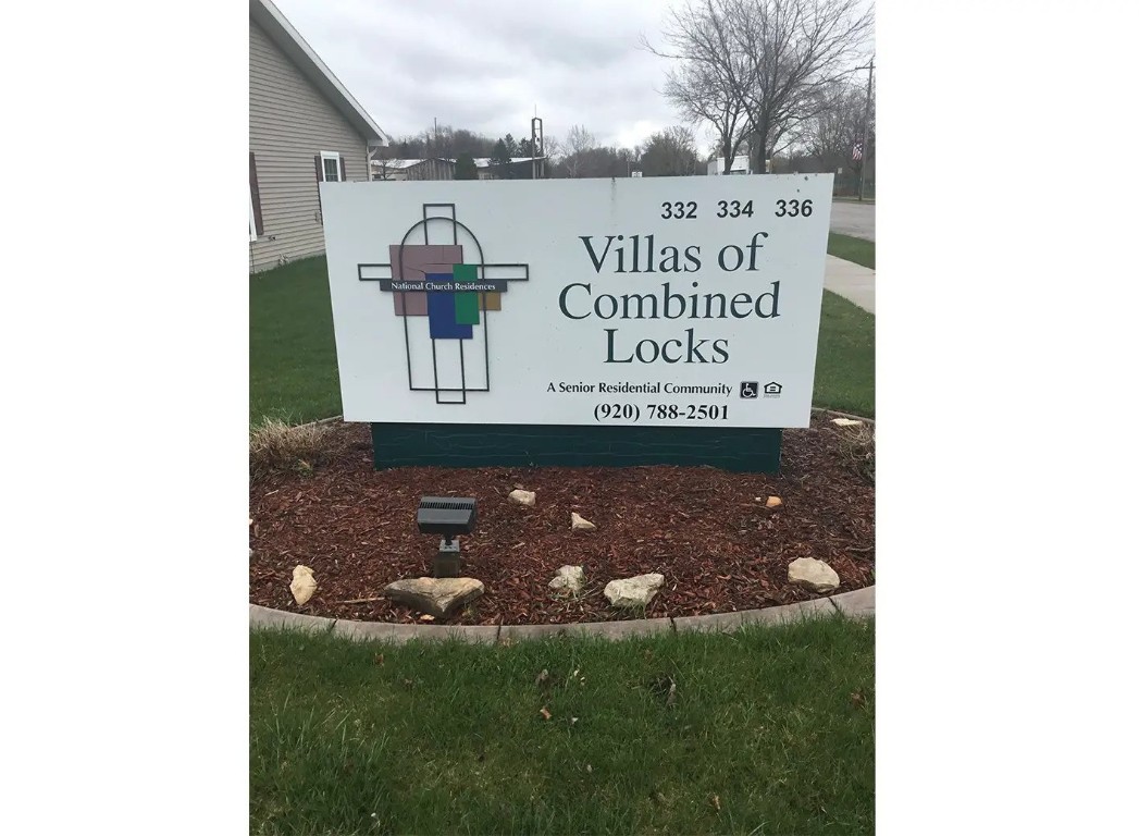 334 Wallace Street, Unit 50 Combined Locks, WI 54113 - Photo 7 of 8