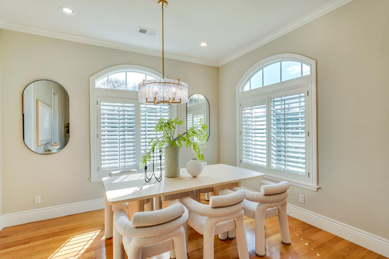 10430 Stern Avenue Cupertino, CA 95014 - Photo 9 of 60