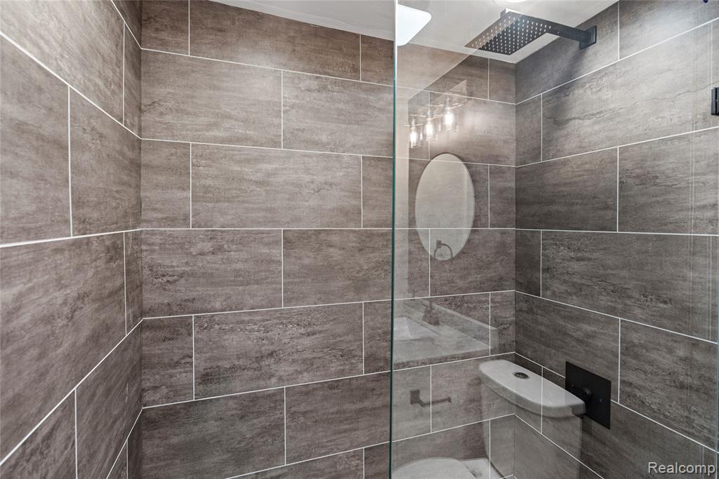1460 West Silverbell Road Lake Orion, MI 48359 - Photo 47 of 69