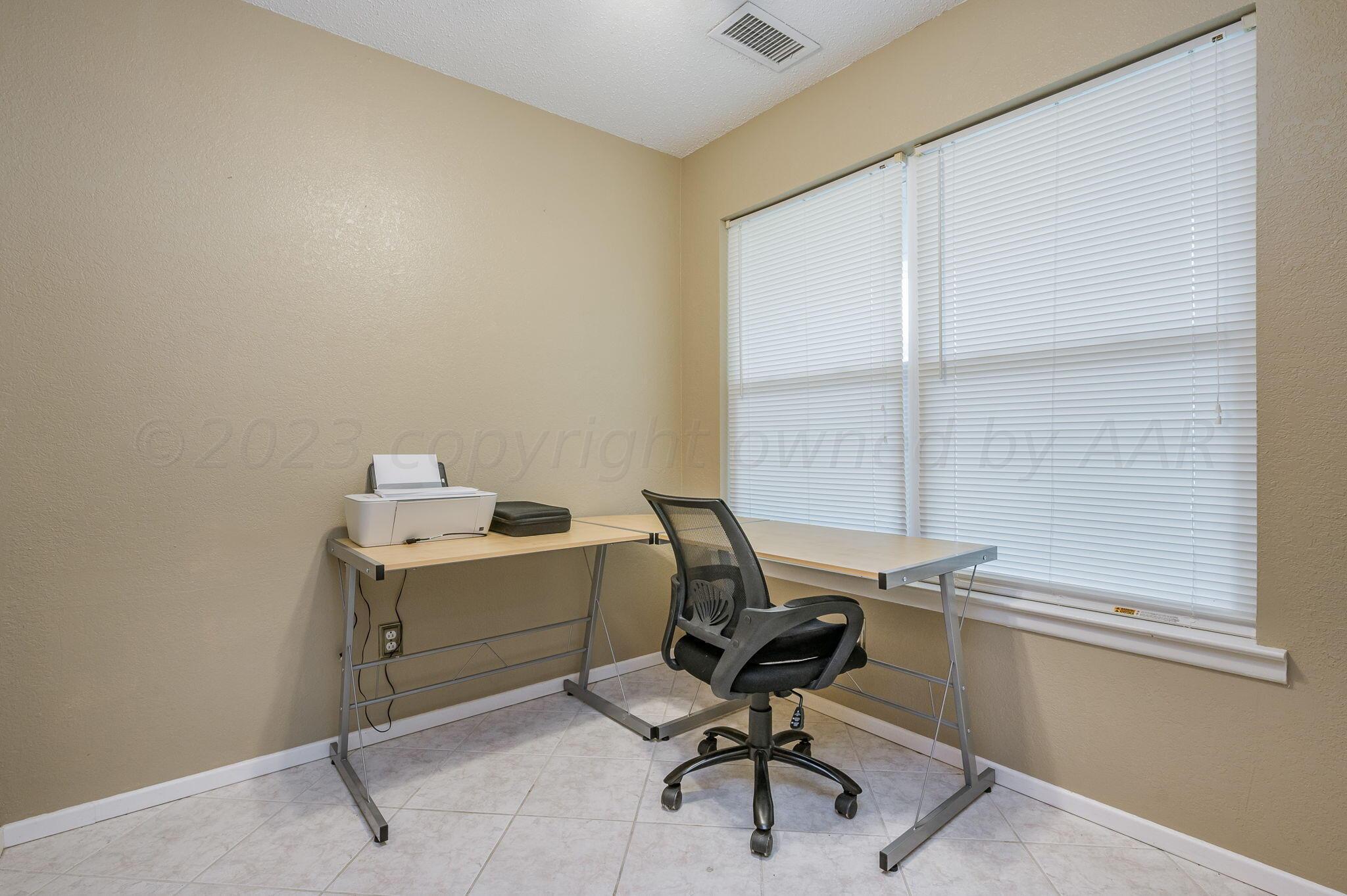 4204 Kingston Road Amarillo, TX 79109 - Photo 17 of 20 Office