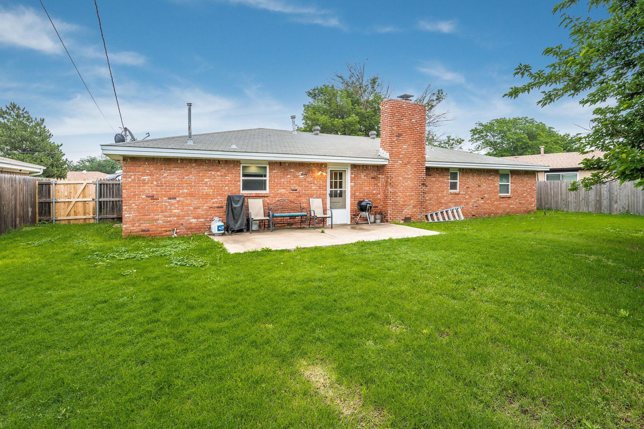 4204 Kingston Road Amarillo, TX 79109 - Photo 19 of 20 Back Yard-2