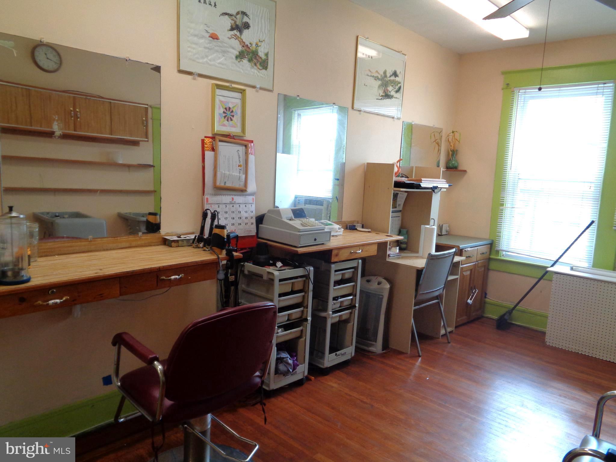 6927 Harford Road Baltimore, MD 21234 - Photo 7 of 20 First Floor Hair Salon