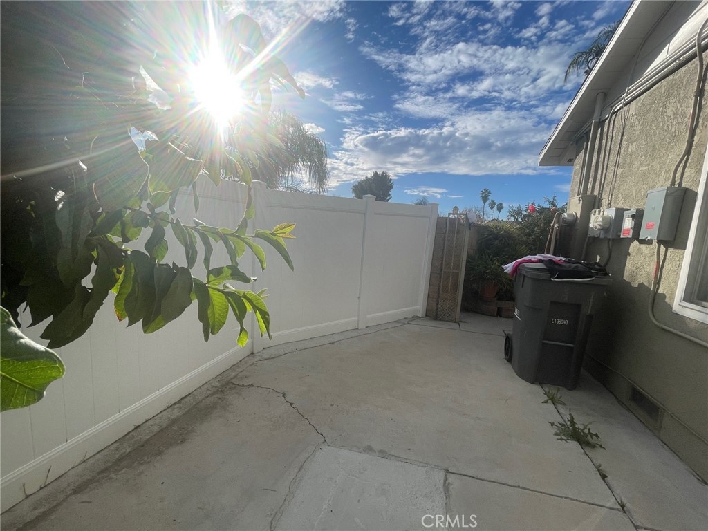26326 Investors Hemet, CA 92544 - Photo 43 of 46 a view of entryway
