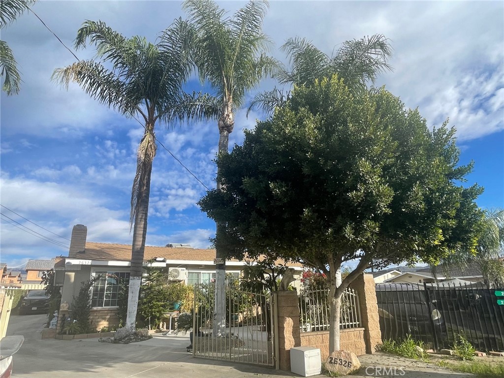 26326 Investors Hemet, CA 92544 - Photo 5 of 46 a view of a palm trees