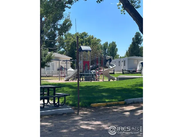 $180,000 | 213 Kiowa Road, Weldona, CO 80653