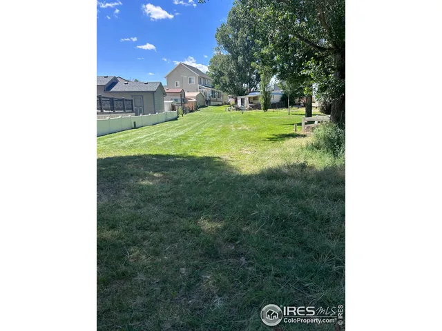 $180,000 | 213 Kiowa Road, Weldona, CO 80653