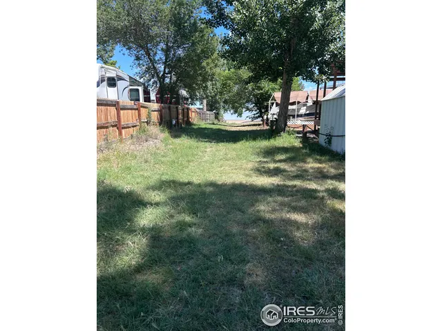 $180,000 | 213 Kiowa Road, Weldona, CO 80653