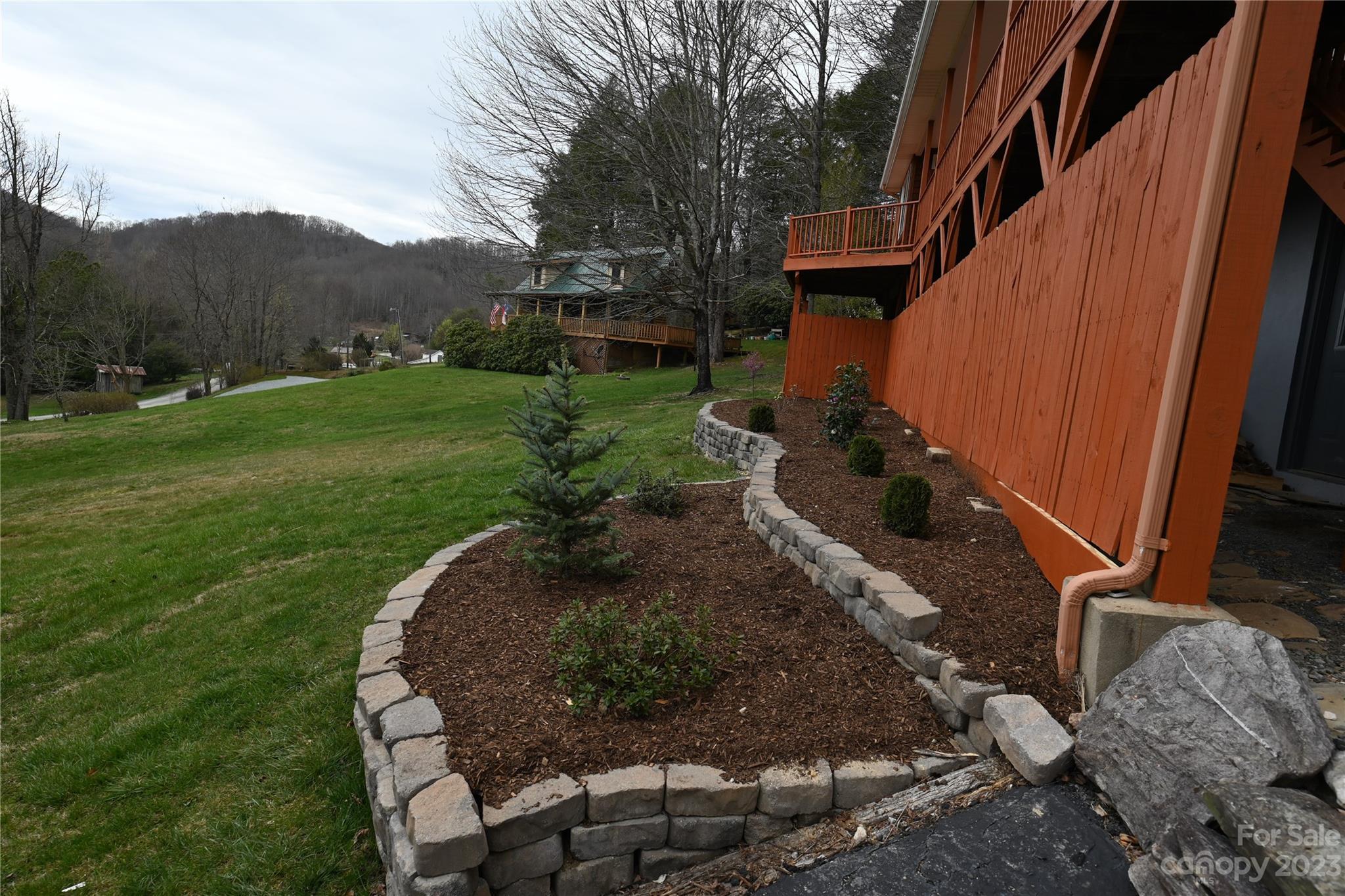 102 Locust Lane Boone, NC 28607 - Photo 6 of 39 Gallery Image 6