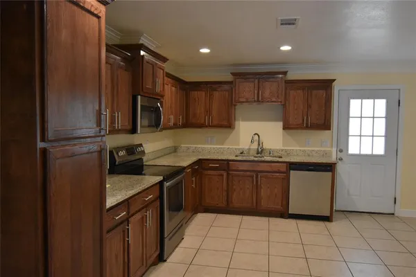 $1,550 | 1203 South 1st Street, Sherman, TX 75090
