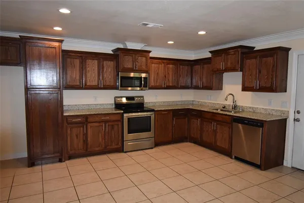 $1,550 | 1203 South 1st Street, Sherman, TX 75090