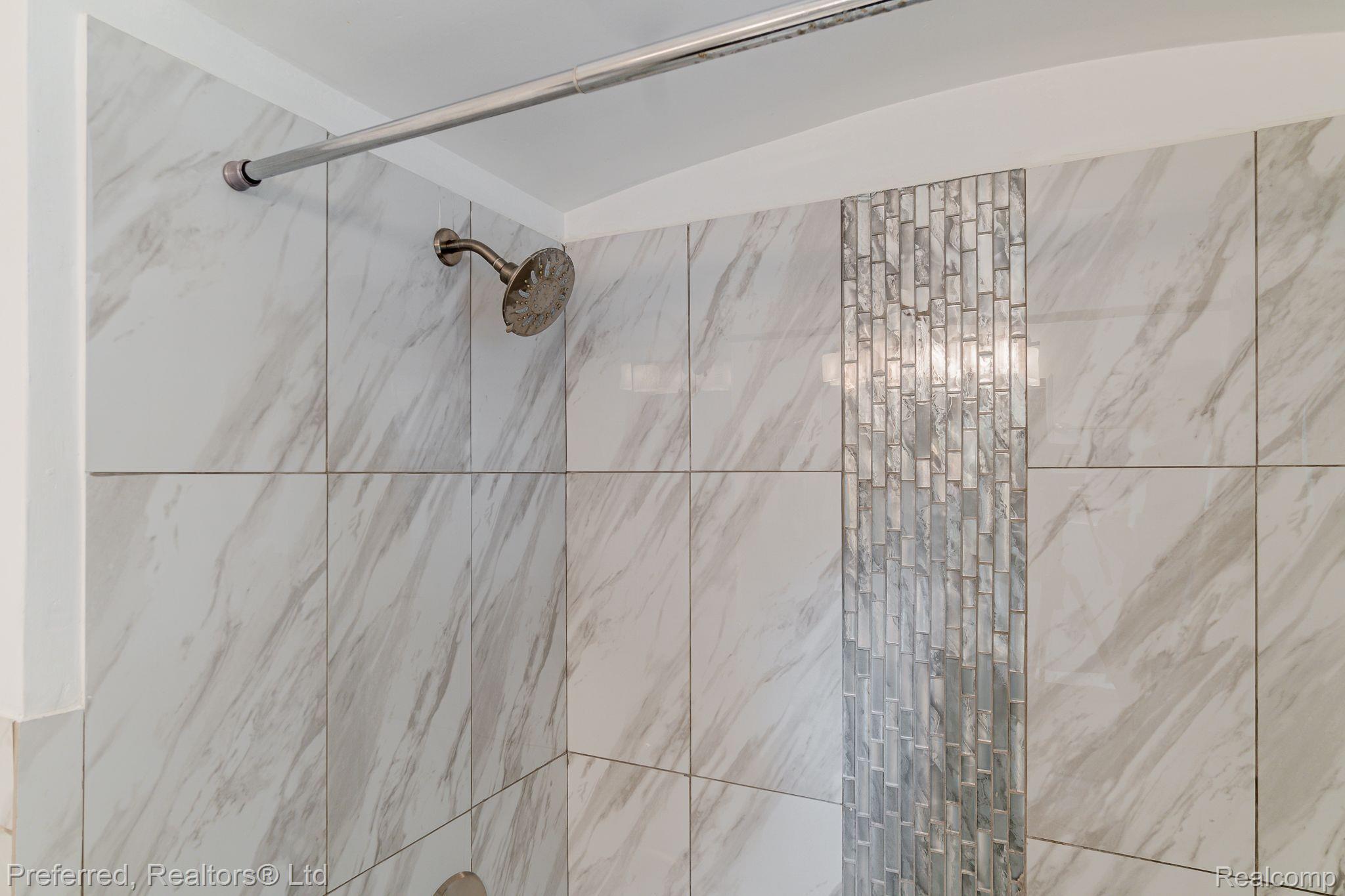 14116 Stark Road Livonia, MI 48154 - Photo 25 of 33 Gallery Image 25