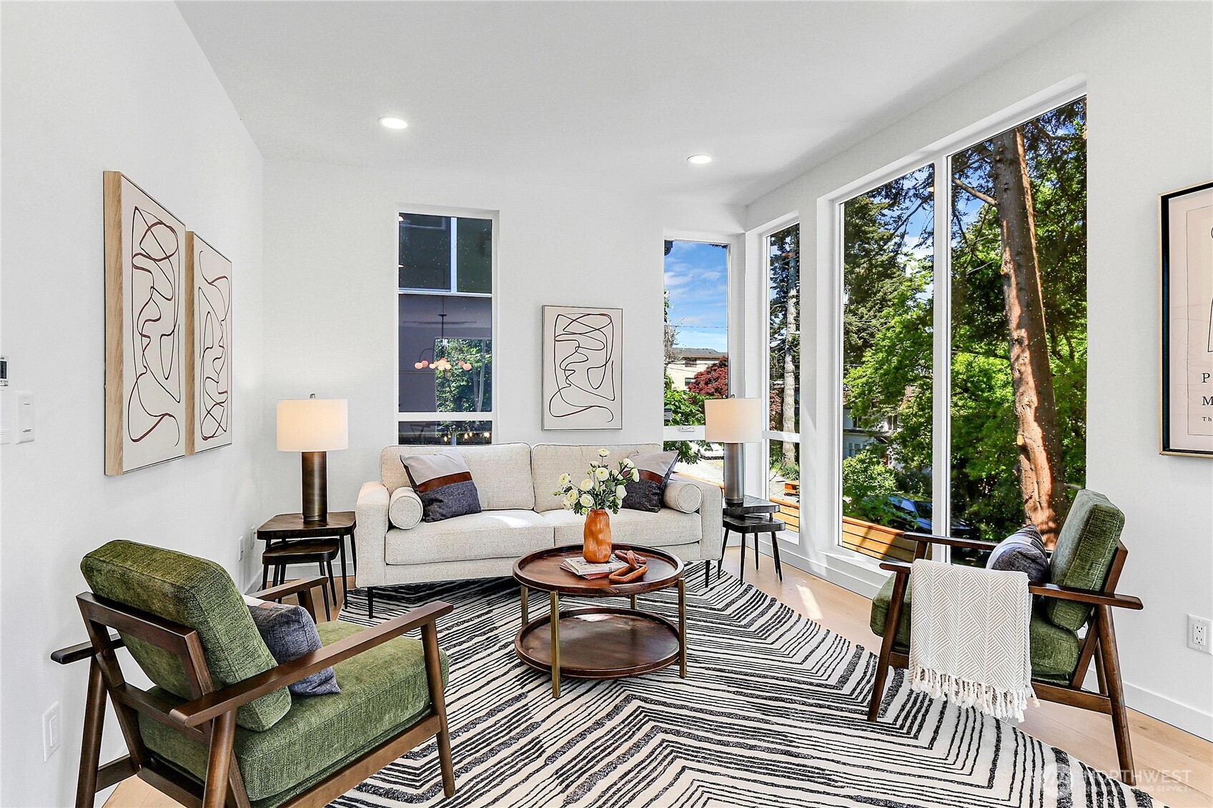 627 West Emerson Street Seattle, WA 98119 - Photo 12 of 30