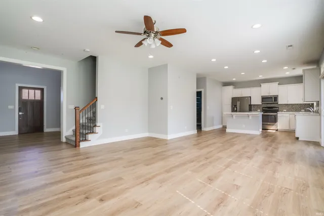 $349,900 | 2415 Belize Drive, Evansville, IN 47725