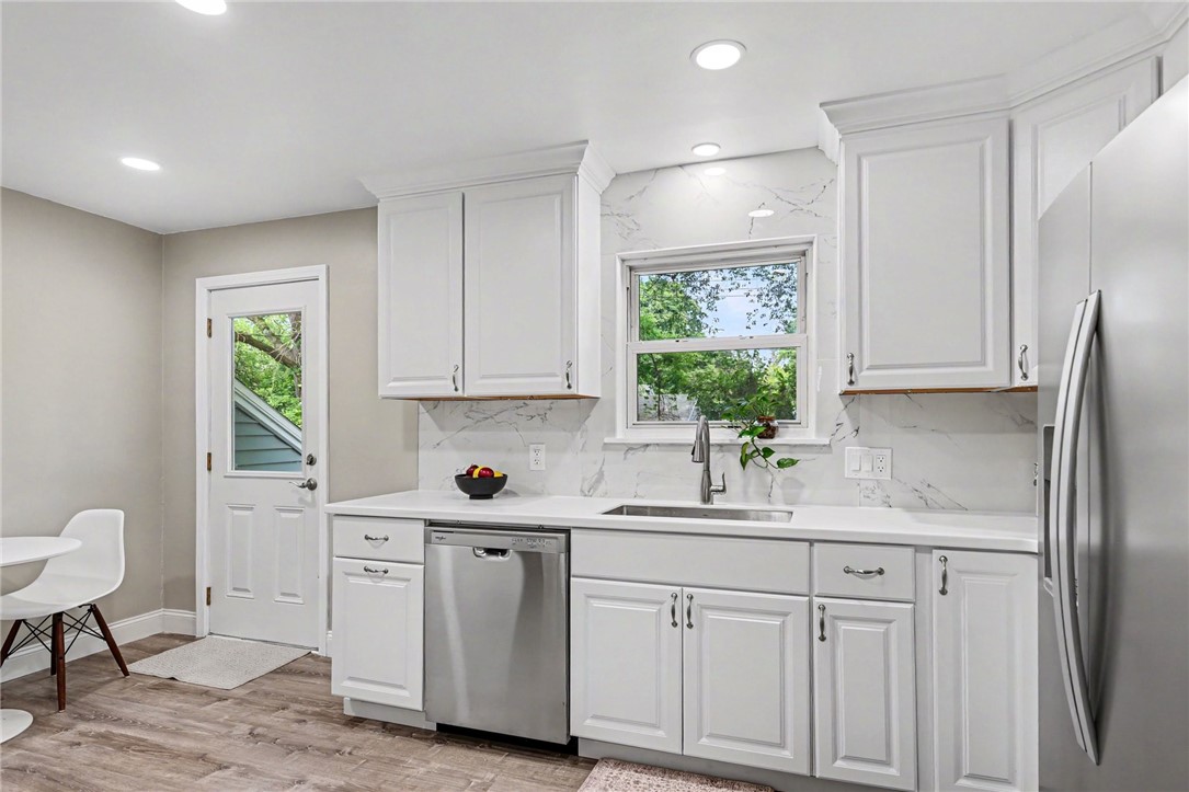274 Newton Road Greece, NY 14626 - Photo 9 of 29