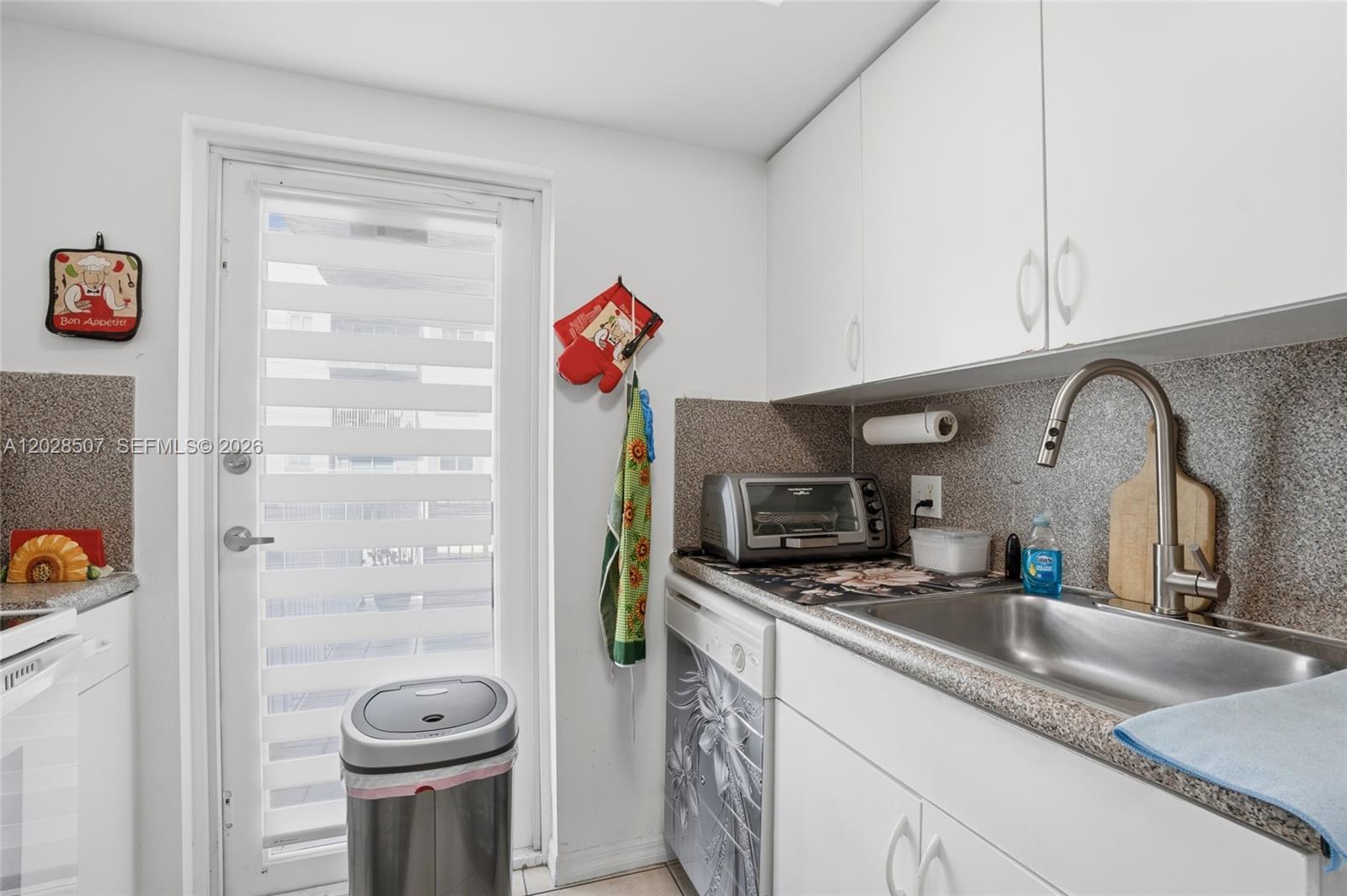 2475 Northwest 16th St Road, Unit 401 Miami, FL 33125 - Photo 12 of 29