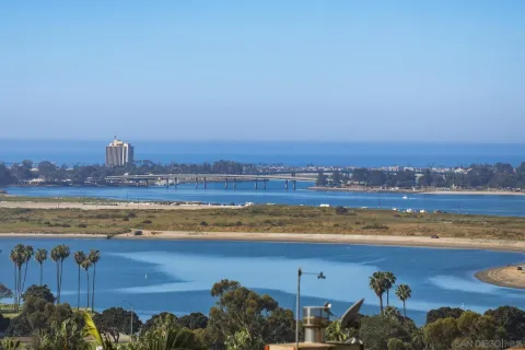 $2,650,000 | 2875 Fallbrook Lane, San Diego, CA 92117