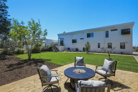 $2,650,000 | 2875 Fallbrook Lane, San Diego, CA 92117