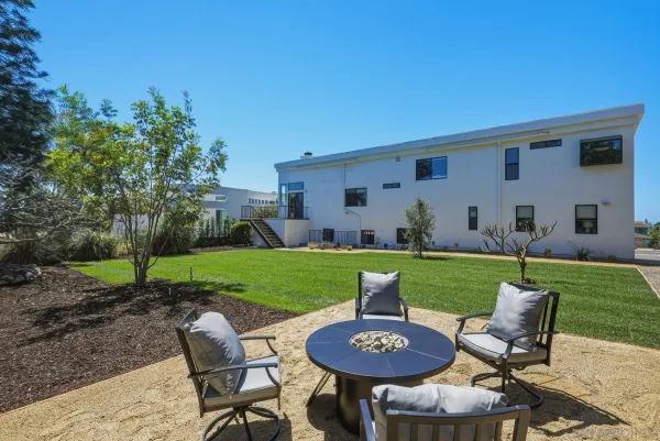 $2,650,000 | 2875 Fallbrook Lane, San Diego, CA 92117