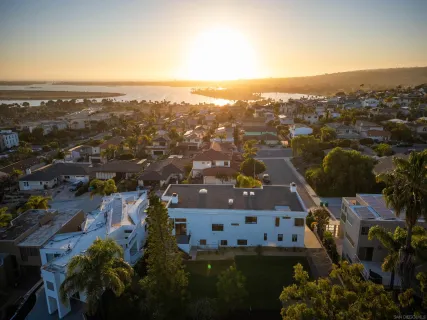 $2,650,000 | 2875 Fallbrook Lane, San Diego, CA 92117