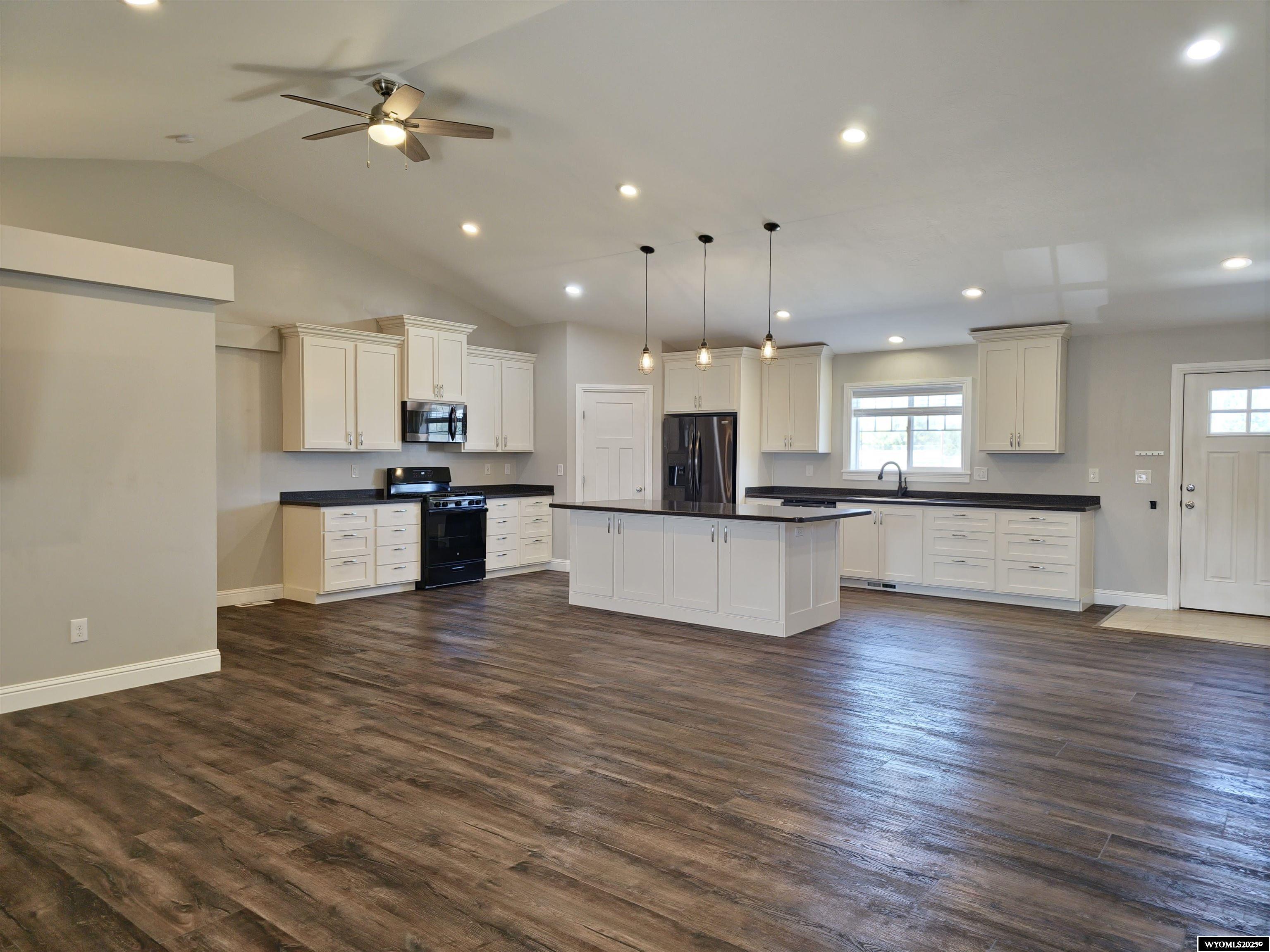 211 Connor's Way Lyman, WY 82937 - Photo 5 of 30