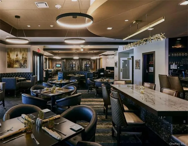 $1,275,000 | 77 The Woods, Commack, NY 11725