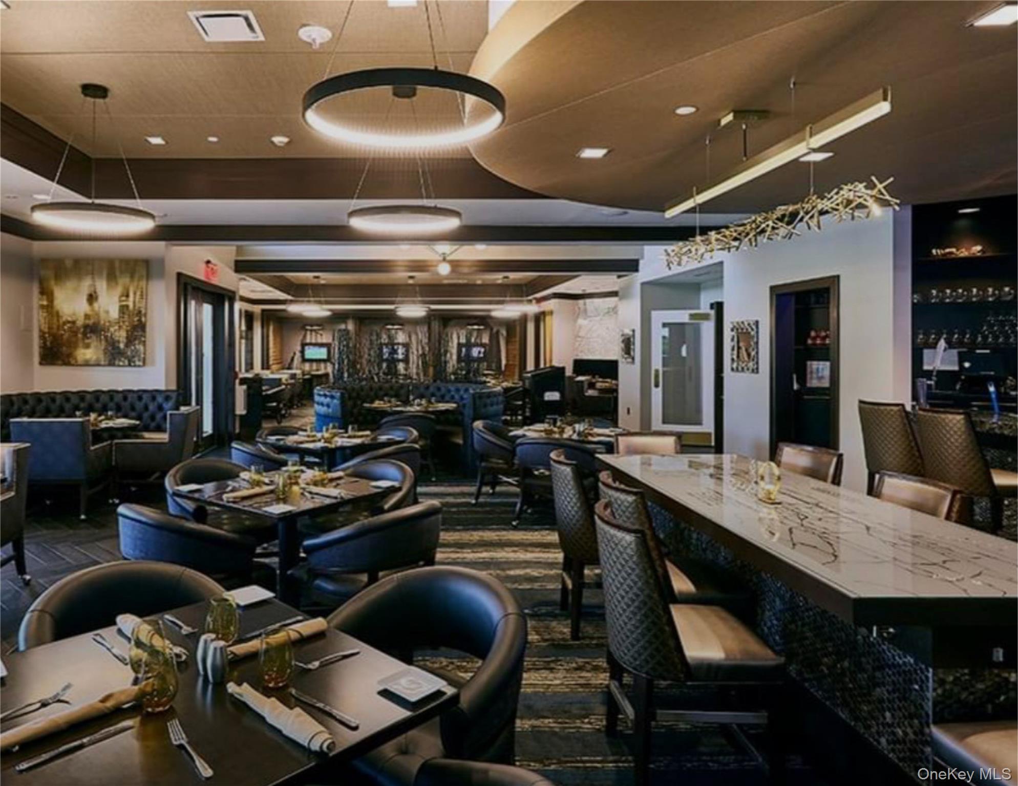 77 The Woods Commack, NY 11725 - Photo 30 of 31 Community lobby featuring recessed lighting